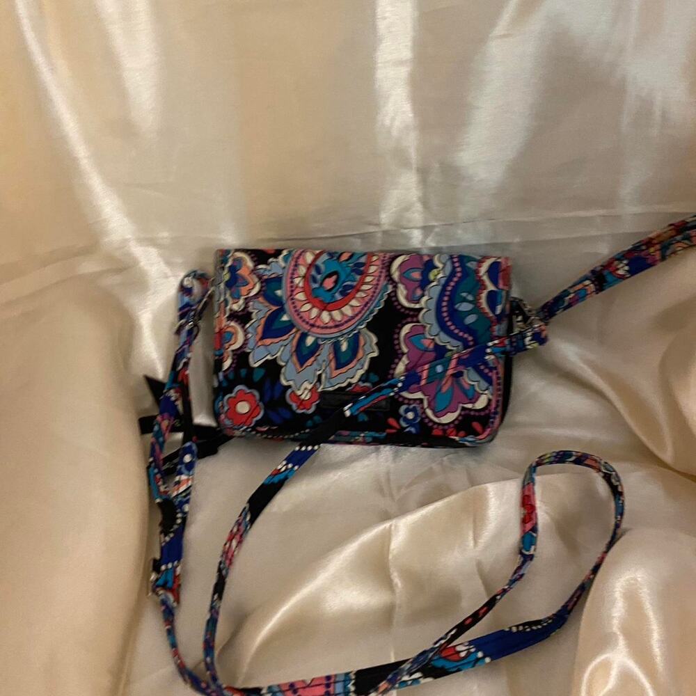 Vera Bradley 3 in1  Hipster  "Haymarket Paisley" wallet purse crossbody wristlet